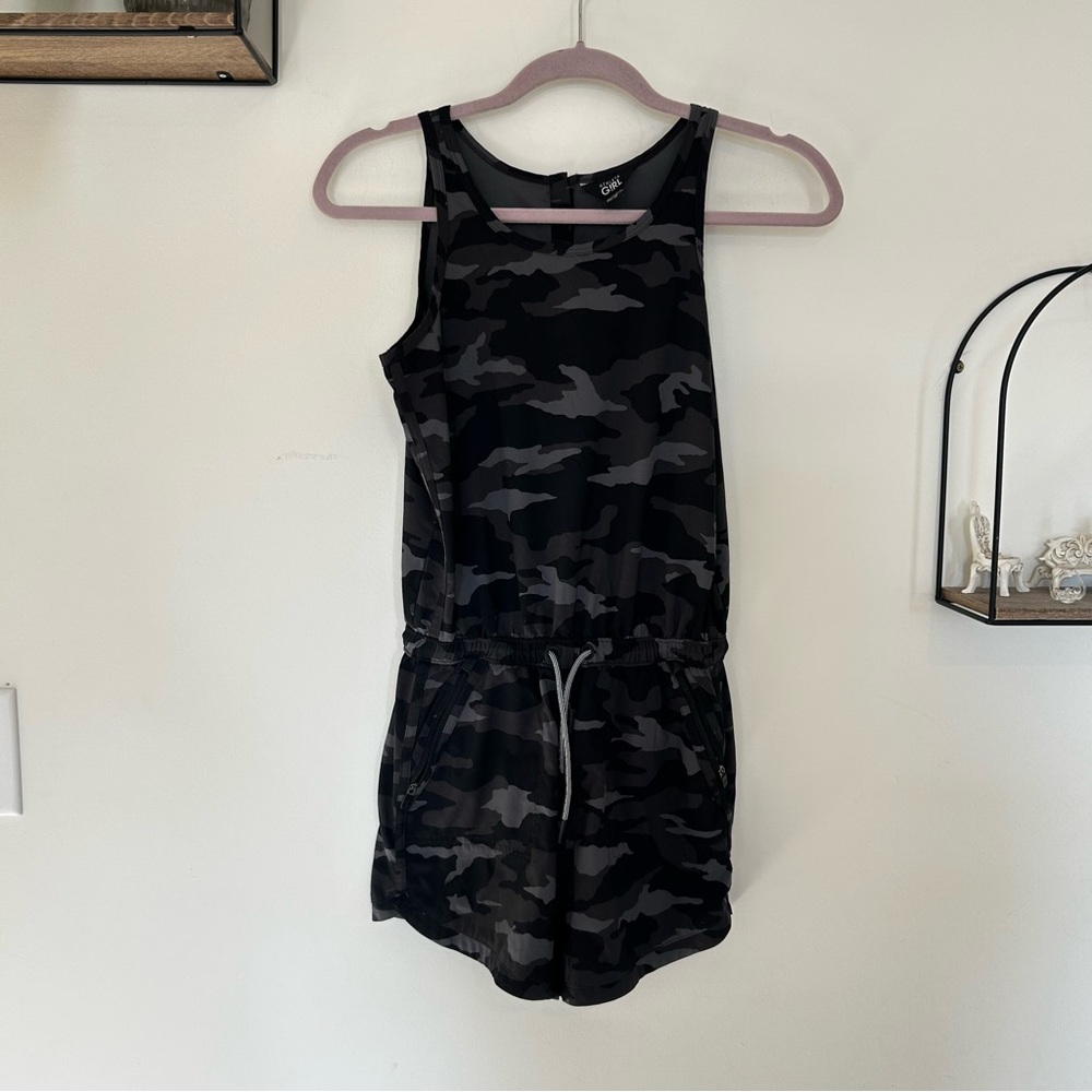 Athleta Girl On The Go Romper 1 Piece Shorts Athletic Camo Size‎ XL/14